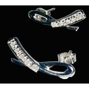 10K White Gold Natural Diamond Ribbon Stud Post Earrings